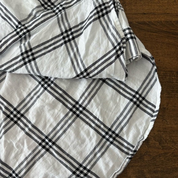 H&M Black and White Plaid Flannel Shirt - Picture 11 of 14